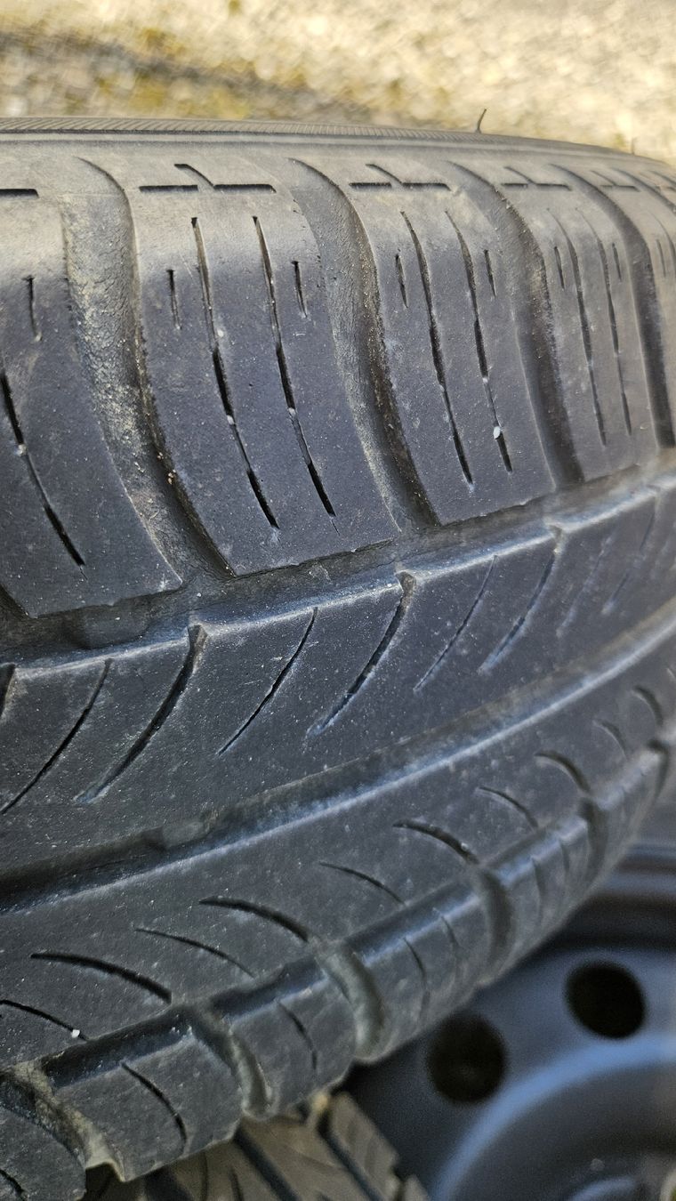 Ford Cerchioni: Ford Stahlfelgen 8mal – Usato da Tenniken venduto da Tamburi85 8