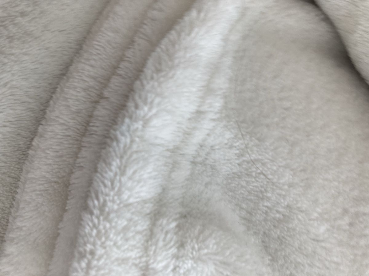 Coperte: Super weiche Kuscheldecke 200 x 140 cm, Ivory – Usato da Zürich venduto da dolcicaramelle2 2