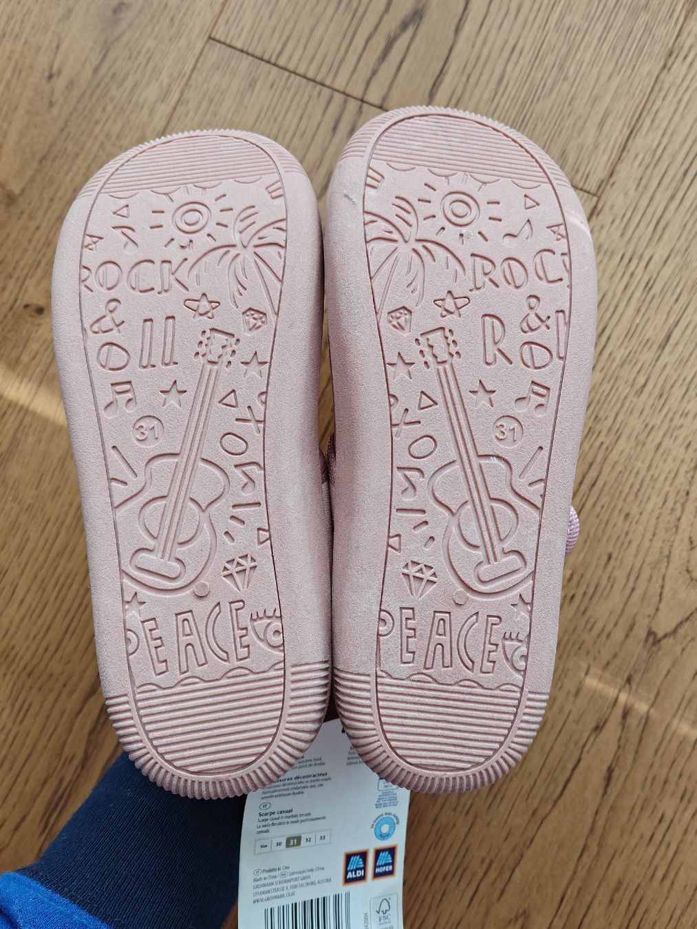 Scarpe per ragazze: Neue, rosa Mädchen-Hausschuhe, Grösse 31 – Nuovo e nell'imballaggio originale da uster venduto da colorpw 1