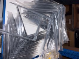Regal Winkel neu in Folie verpackt
