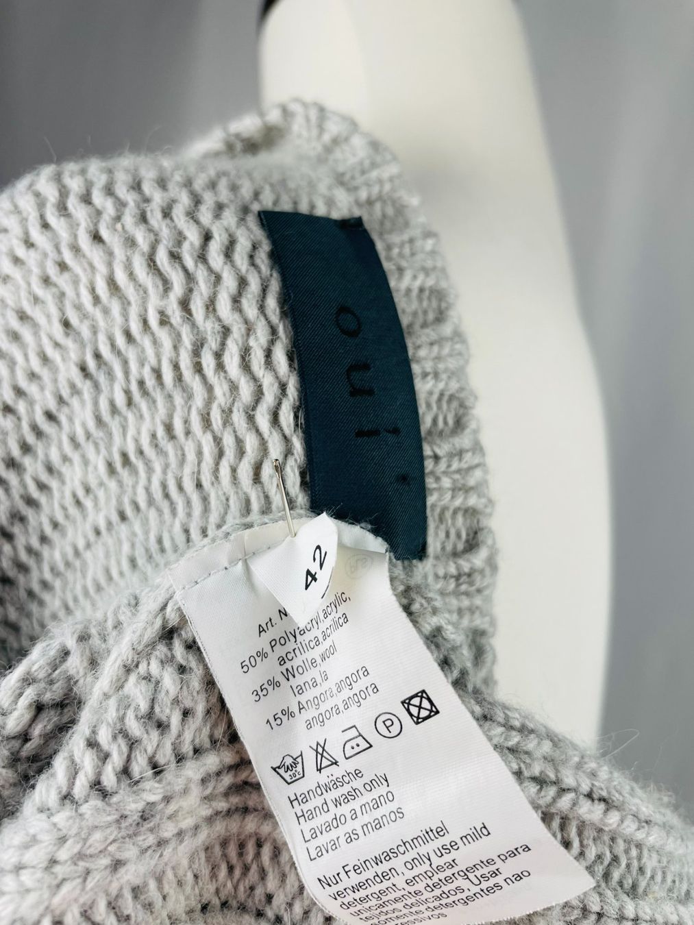Pullover & Sweatshirts: Grauer Wollpullover von Oui, Gr. 38-40 – Gebraucht aus Zürich von bentalent711 5