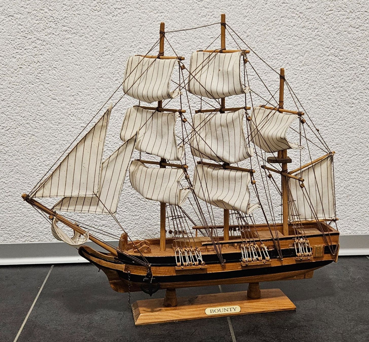 Kit di modellismo & Modellini statici: Bounty bateau  bois occasion – Usato da Erlach venduto da roberto910 5