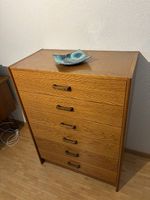 Kleidermöbel / Schubladenschrank