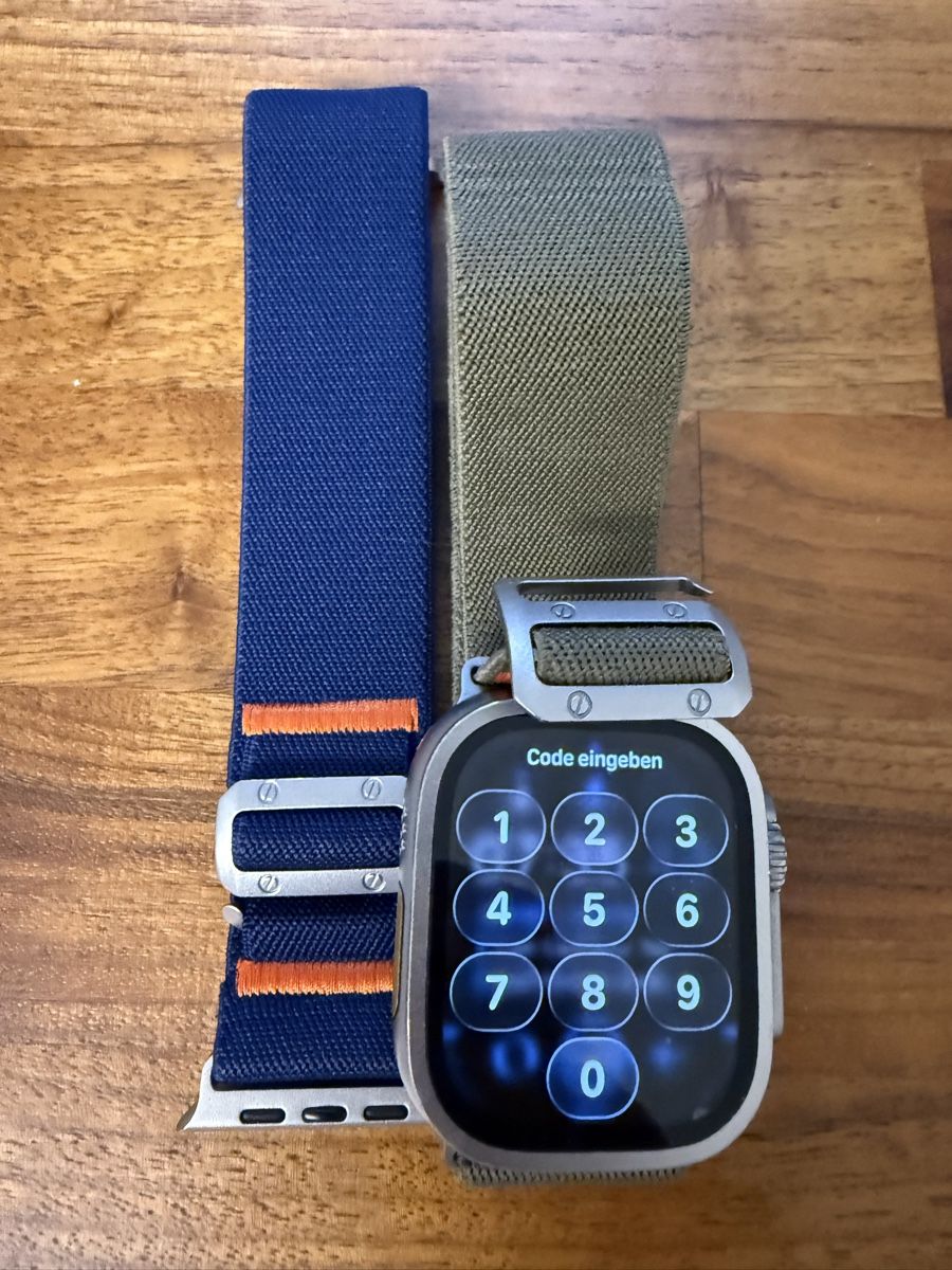 Apple Smartwatch: Apple Watch Ultra Gen 1 – D'occasion à Bettwiesen par Chair 1