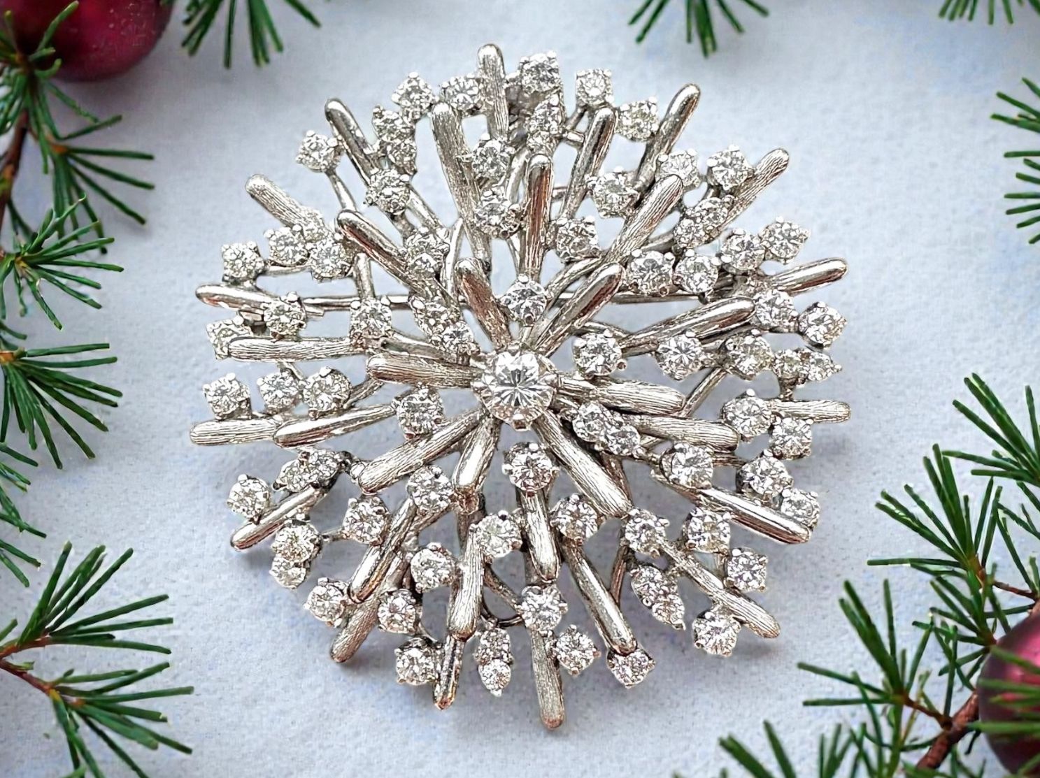 Spille & Fermagli: Schneeflocken - Diamanten - Brosche / Anhänger – Usato da Zuzwil SG venduto da artimmo