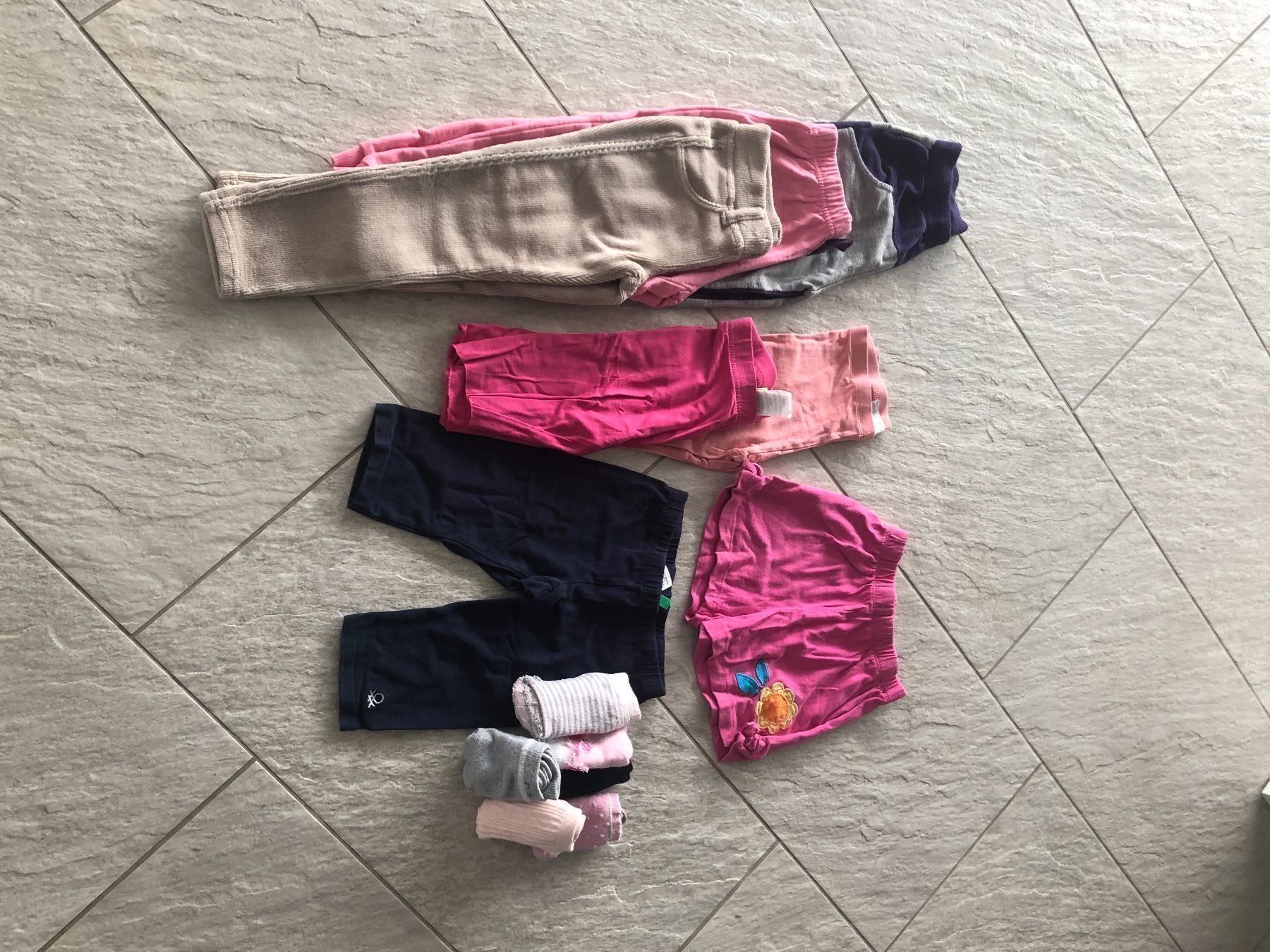 Lotti & Set di vestiti: Kleiderpaket Mädchen Größe 98/104 – Usato da Adliswil venduto da rossoelmare 2