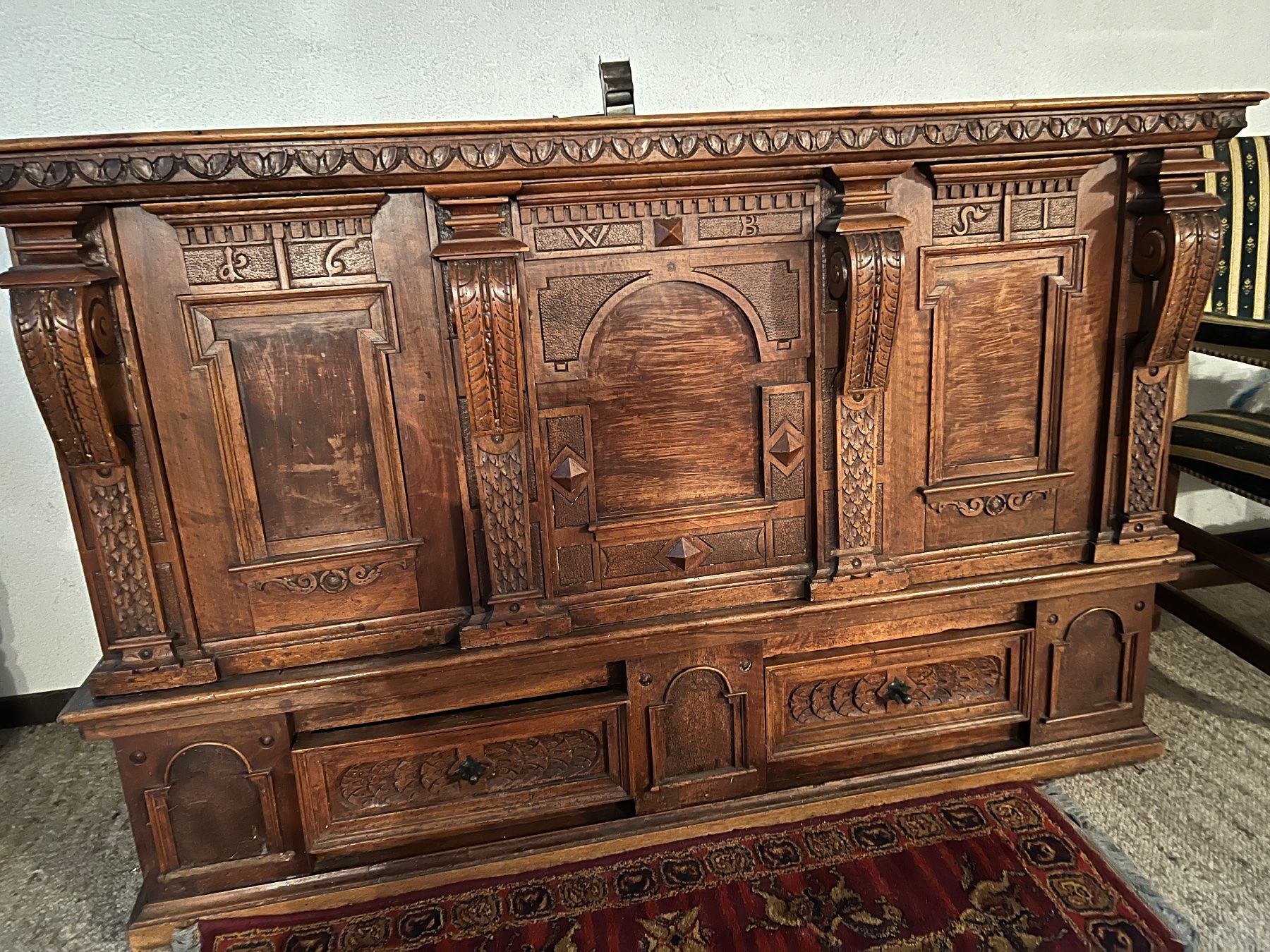 Cassapanche: Renaissance Truhe mit Schnitzereien – Usato da Mellingen venduto da pbe_vc86 1