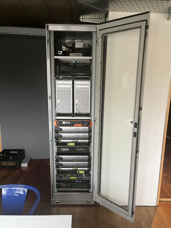Knürr 19 Zoll Rack Schrank | Kaufen auf Ricardo