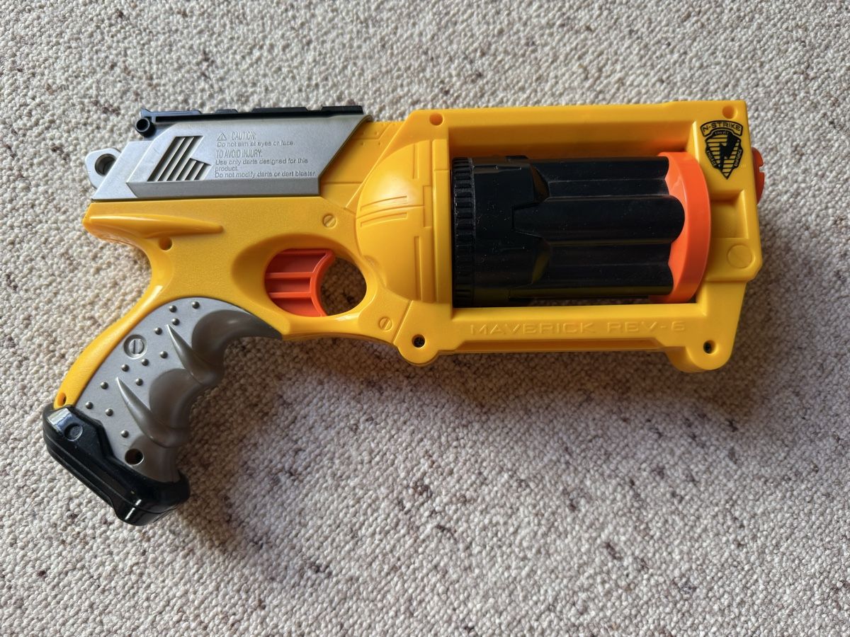 Nerf Spielzeuge: NERF Sammlung + Pfeile – Gebraucht aus Oberwil BL von Wlucky02 2