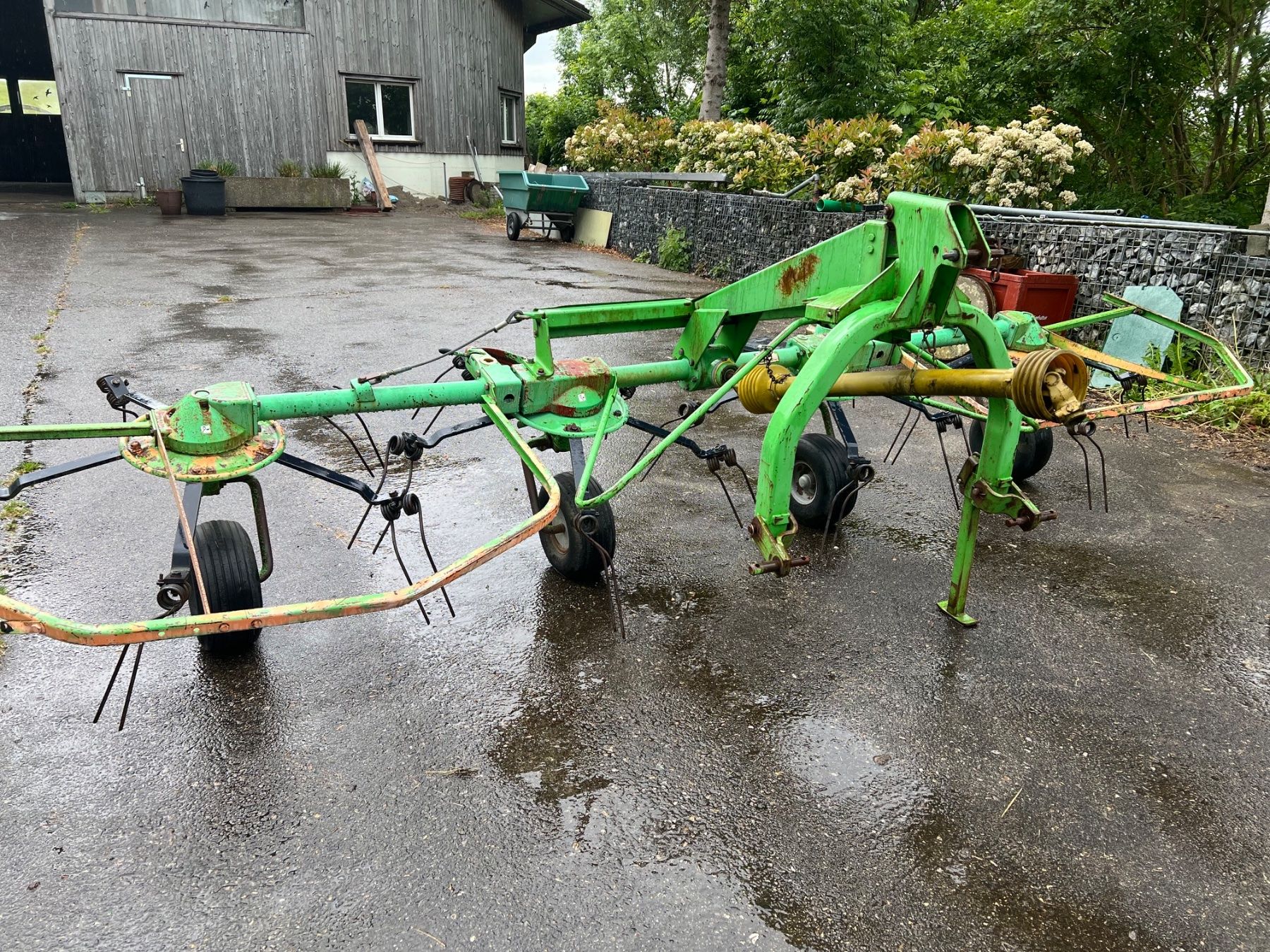 Tutte le macchine: Kreiselheuer Deutz Fahr – Usato da Mönchaltorf venduto da frabuc