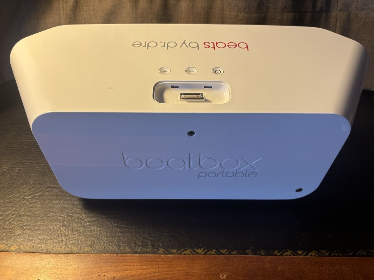 Beats Haut-parleurs: Beats by Dr. Dre Beatbox enceinte  – D'occasion à Mézières VD par P-M-C 2