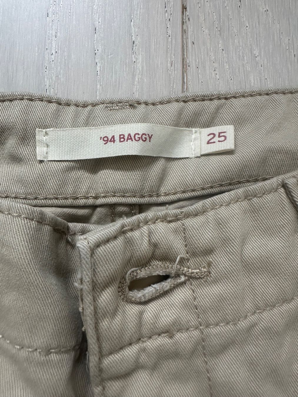Levi's Pantaloni: Levi’s cargo safari trousers – Nuovo (secondo la descrizione) da Wollerau venduto da bod_25yw 6