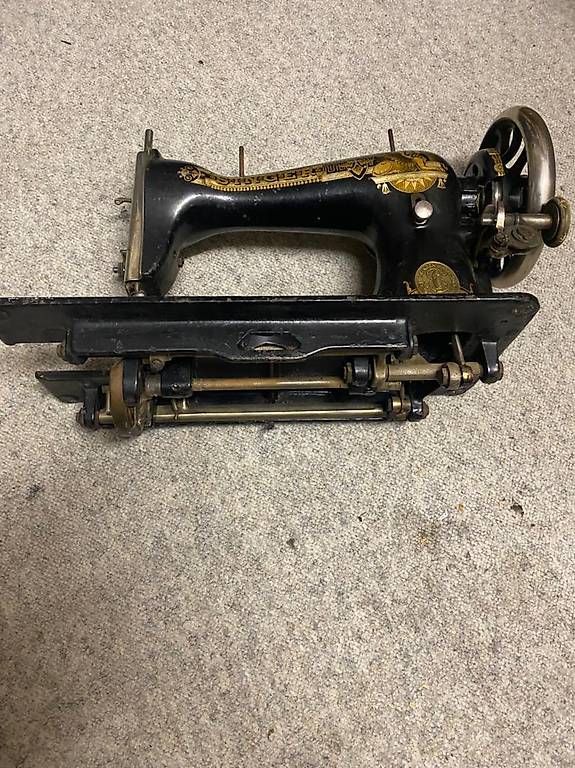 Macchine da cucire: Singer Nähmaschine – Usato da Neuenegg venduto da mak_rq67 2