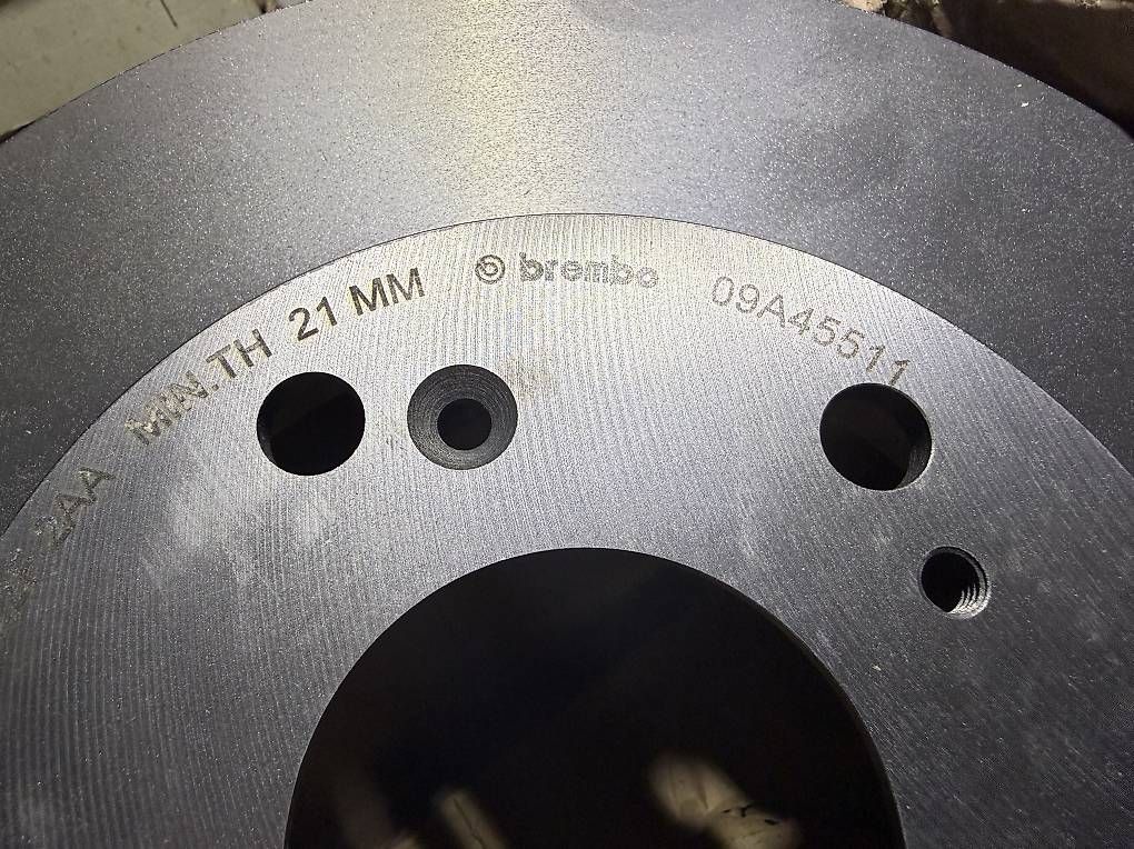 Tutti pezzi di ricambio auto: Volvo V70/XC70 Bremsen – Usato da Naters venduto da brunteles 2