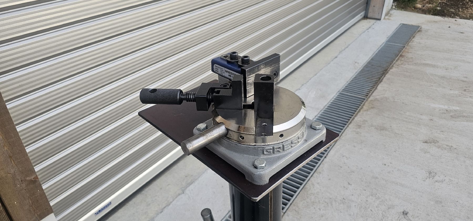 Tutte le macchine: Gressel HB 14 Biegemaschine  – Usato da Emmenbrücke venduto da inf_l8yf 1