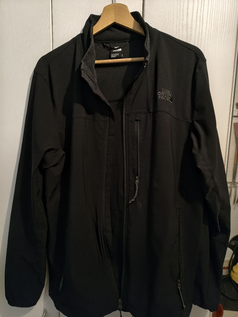 North Face Giacche: The North Face Softshell Jacke schwarz Grösse M – Usato da Däniken SO venduto da Fabio814