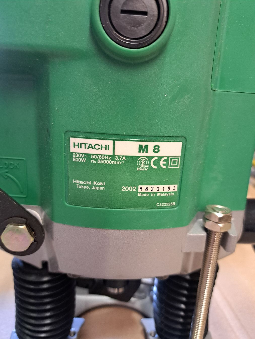 Tutte le macchine: Oberfräse HITACHI M8 Unbenutzt – Nuovo e nell'imballaggio originale da Ebikon venduto da inf_9pqv 2