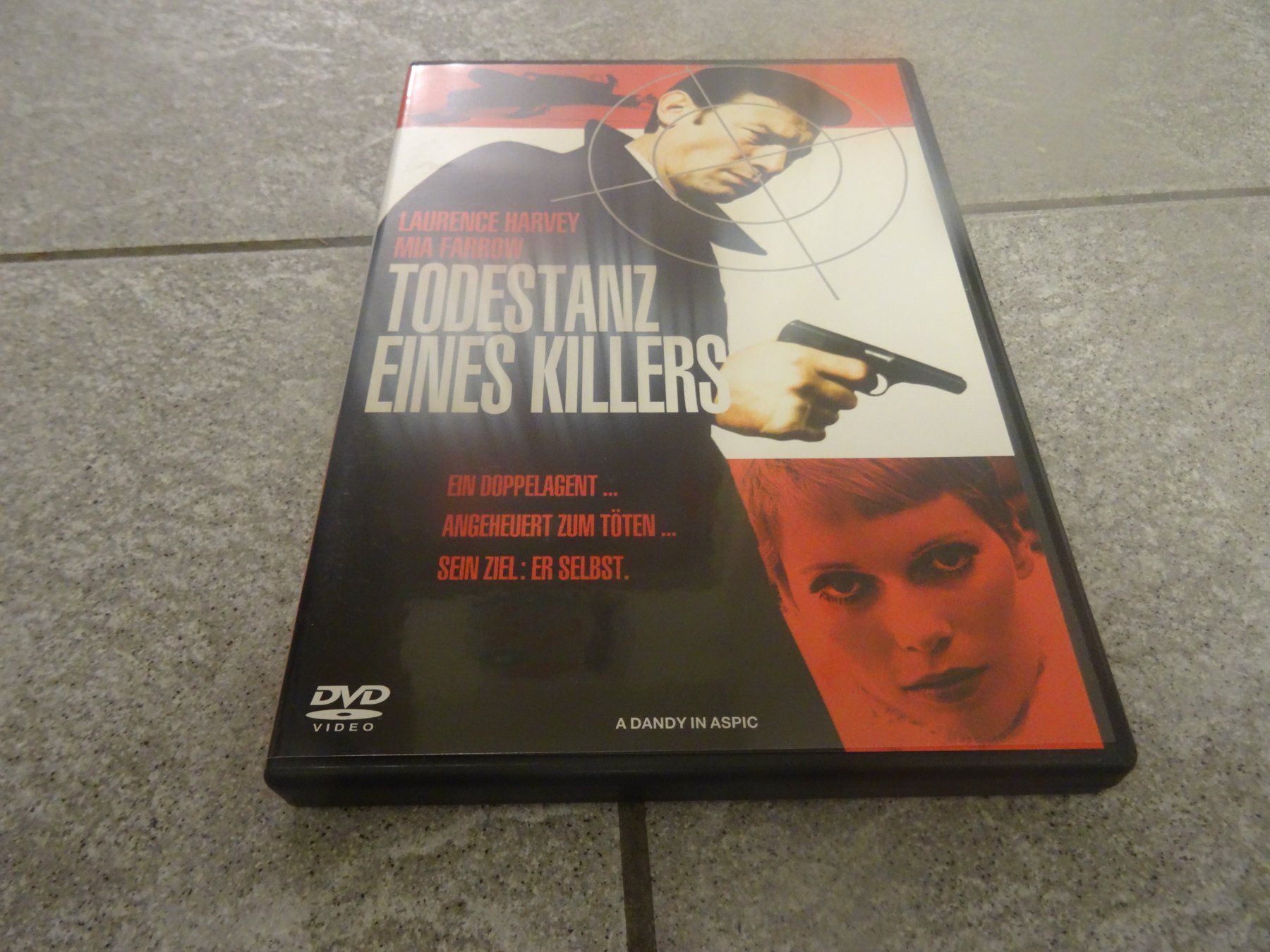 Tous les DVDs: DVD Todestanz eines Killers Laurence Harvey – D'occasion à Olten par Disc-Verkauf