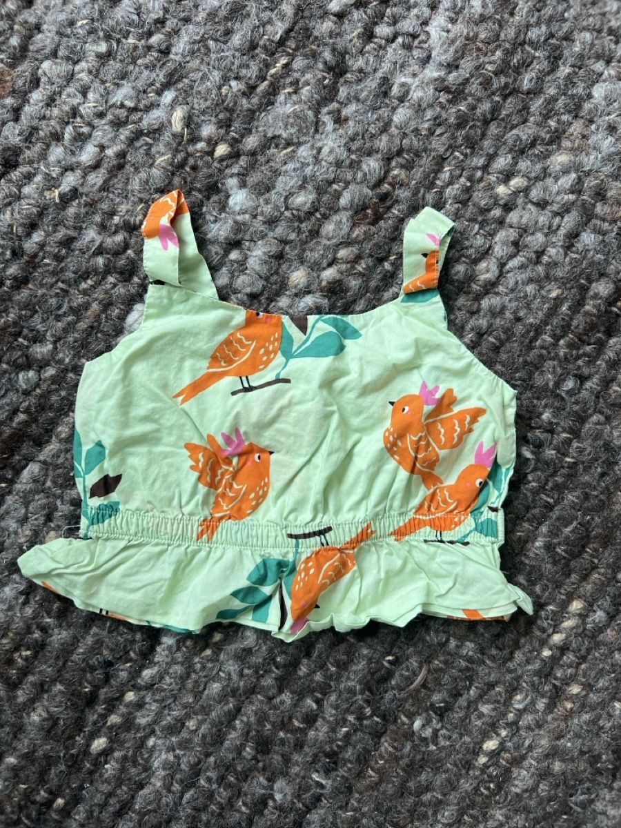 H&M Camicette, T-shirt & Top: H&M Kinder Top Gr 104 – Usato da Winterthur venduto da LeonoraCor