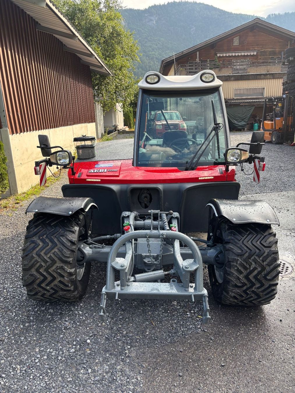 Aebi Tracteurs: Aebi Terratrac TT 240 Occasion – D'occasion à Meiringen par LMMLandmaschinenGmbH 1