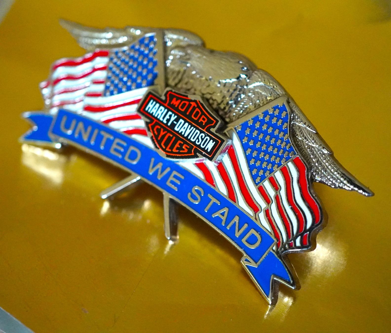 Harley-Davidson Placchette & Badge: Pin Harley Davidson 3D 5 cm – Usato da Worb venduto da worb01