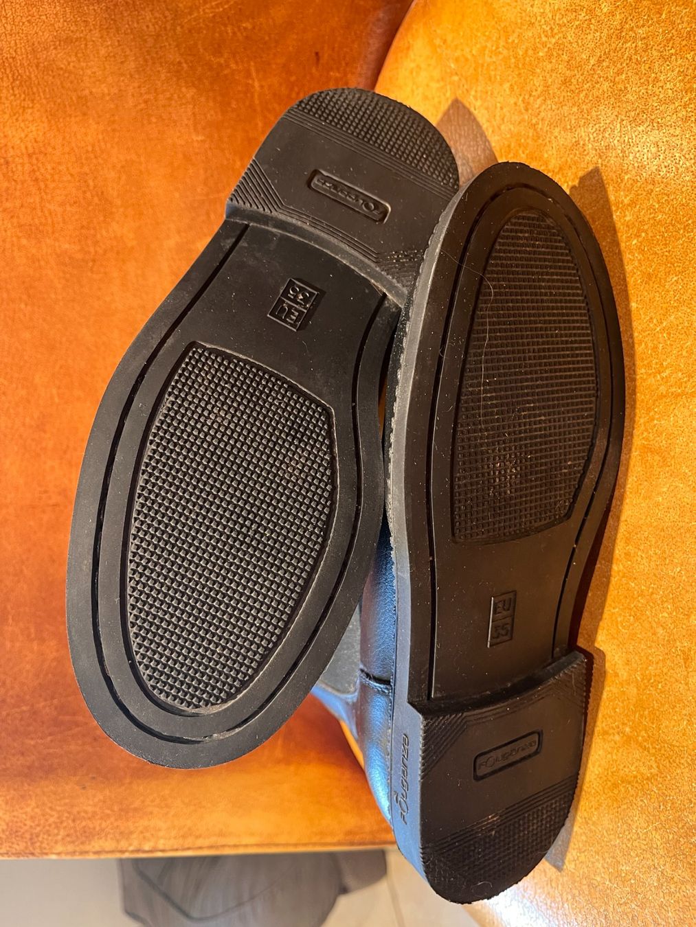 Scarpe per ragazzi: Bottines Equitation taille 35 – Usato da Onnens VD venduto da thi_6rvw 2