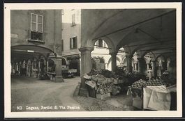 Lugano, Portici di Via Pessina, Obststan