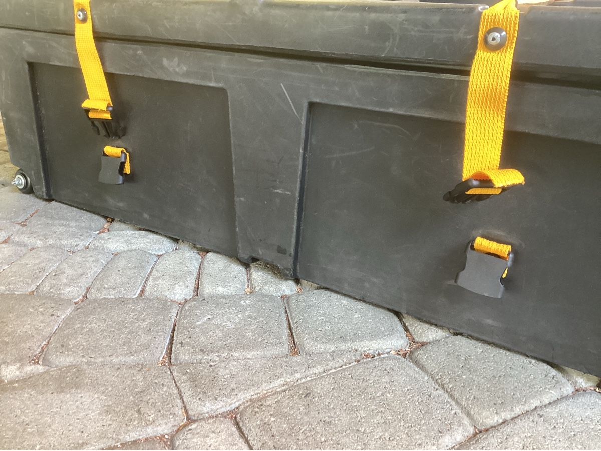 Valises de voyage: Hardcase Hardware-Koffer mit 2 Griffen und 2 Rollen • Drums – D'occasion à Seon par LivEst 5