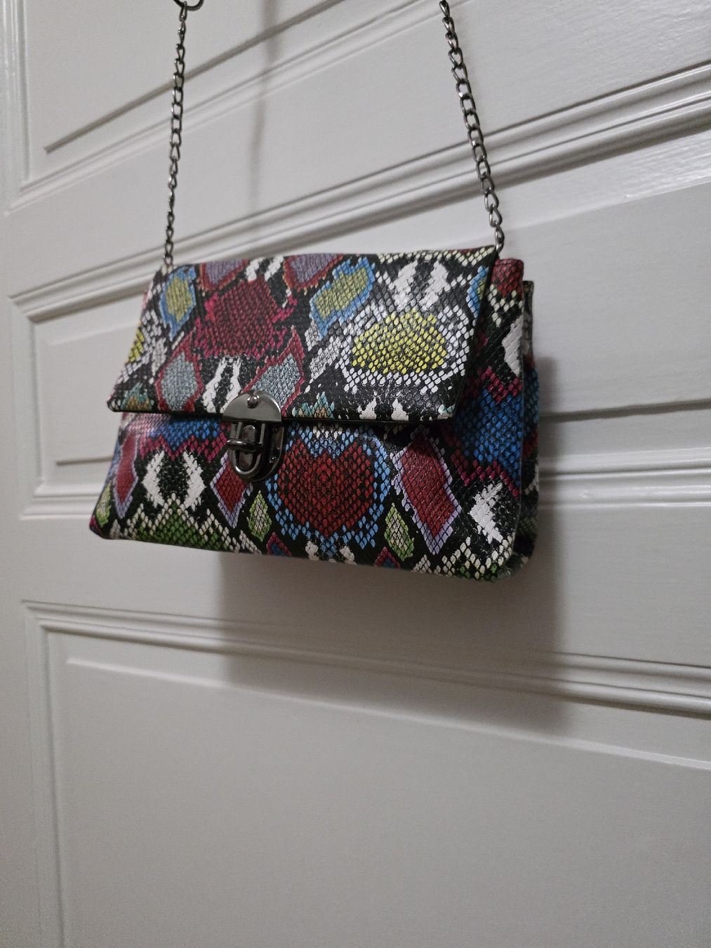 Borse da donna: MINI SAC BANDOULIÈRE Effet Python Multicolore – Nuovo (secondo la descrizione) da Travers venduto da adr_qyj5 2