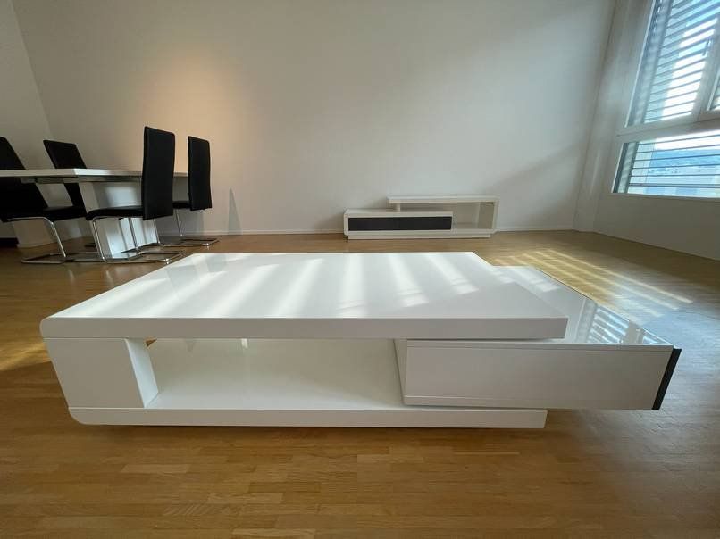 Conforama Divani: 3er Set: Schlaf-Sofa mit TV-Möbel & Couchtisch – Usato da Zürich venduto da Quietschy 4