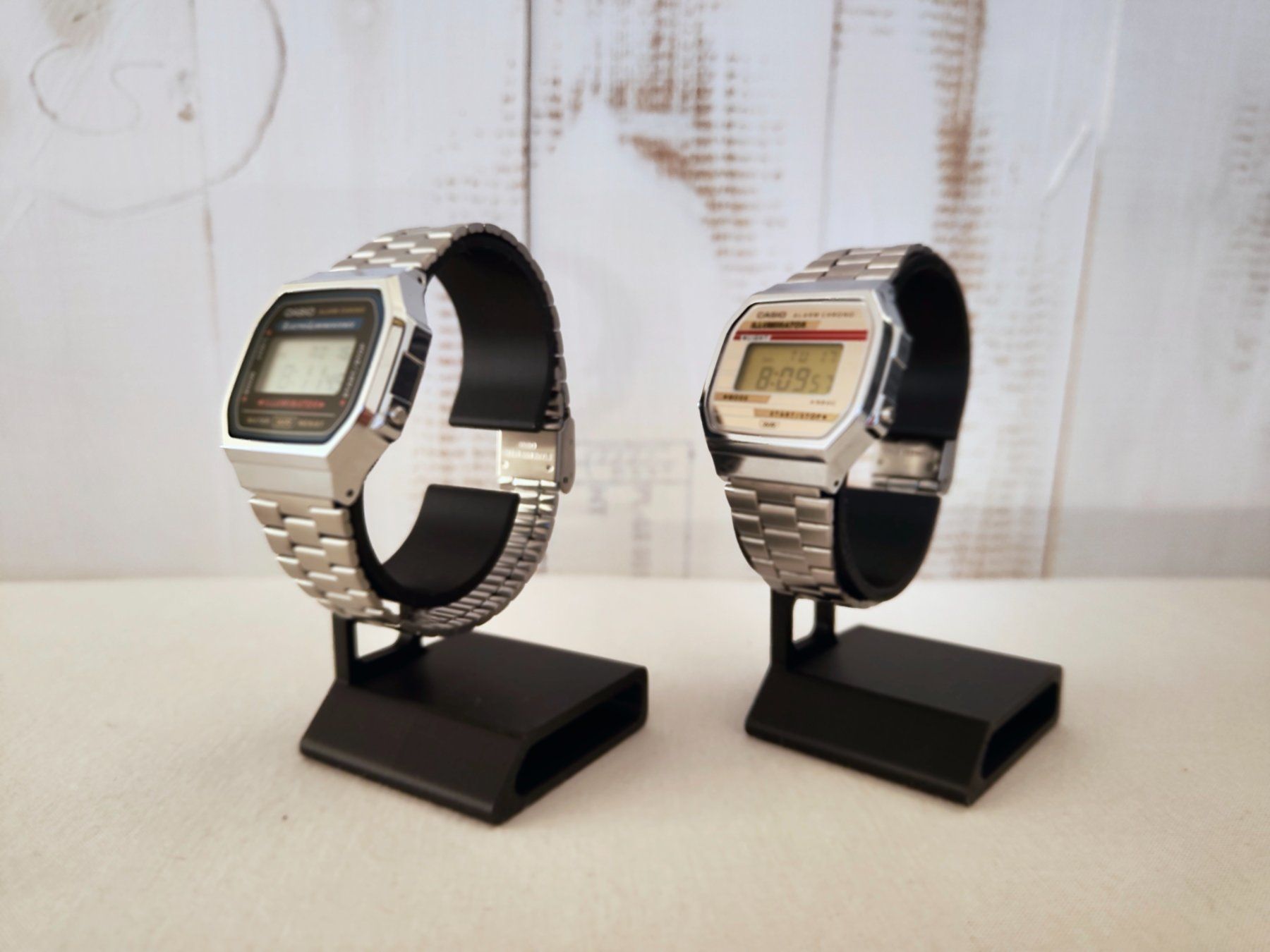 Orologi: 2er Set Uhrenhalterung – Nuovo e nell'imballaggio originale da LUZERN venduto da 6O15