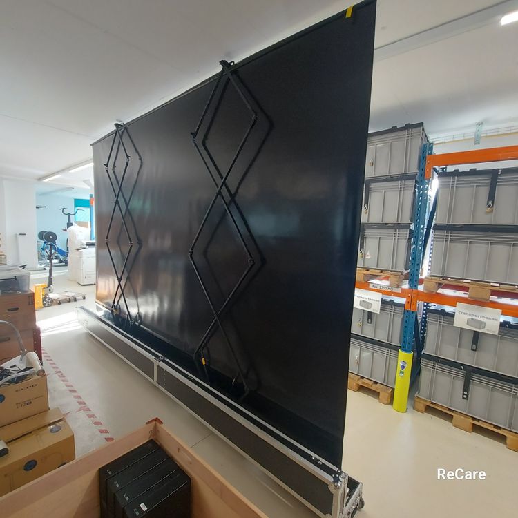 Kofferleindwand Elite Screens QuickStand 5-Second QS180HD 9