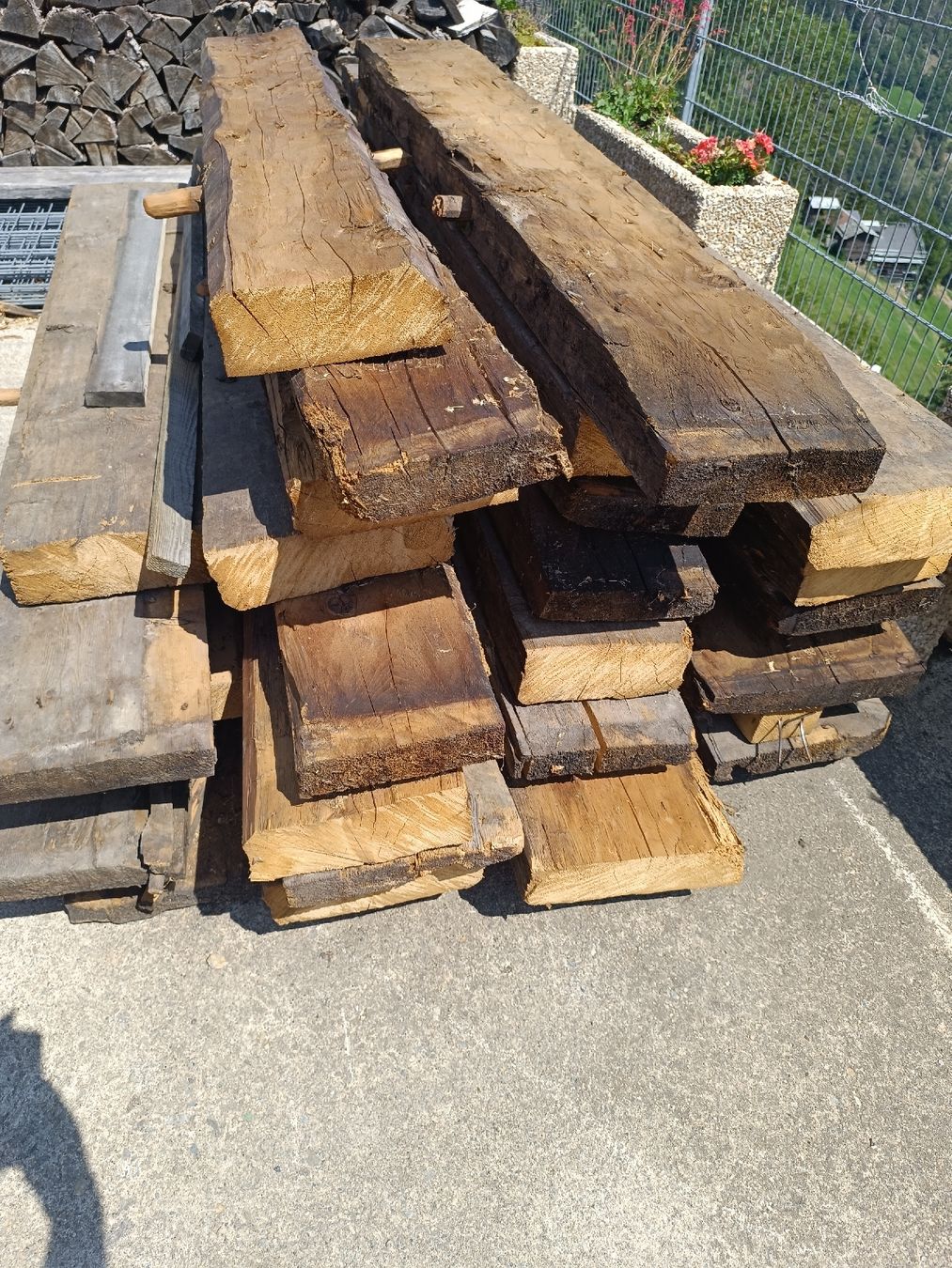 Articoli in legno: Alte Holz Balken Bretter gebraucht – Usato da Mund venduto da mundstei 1