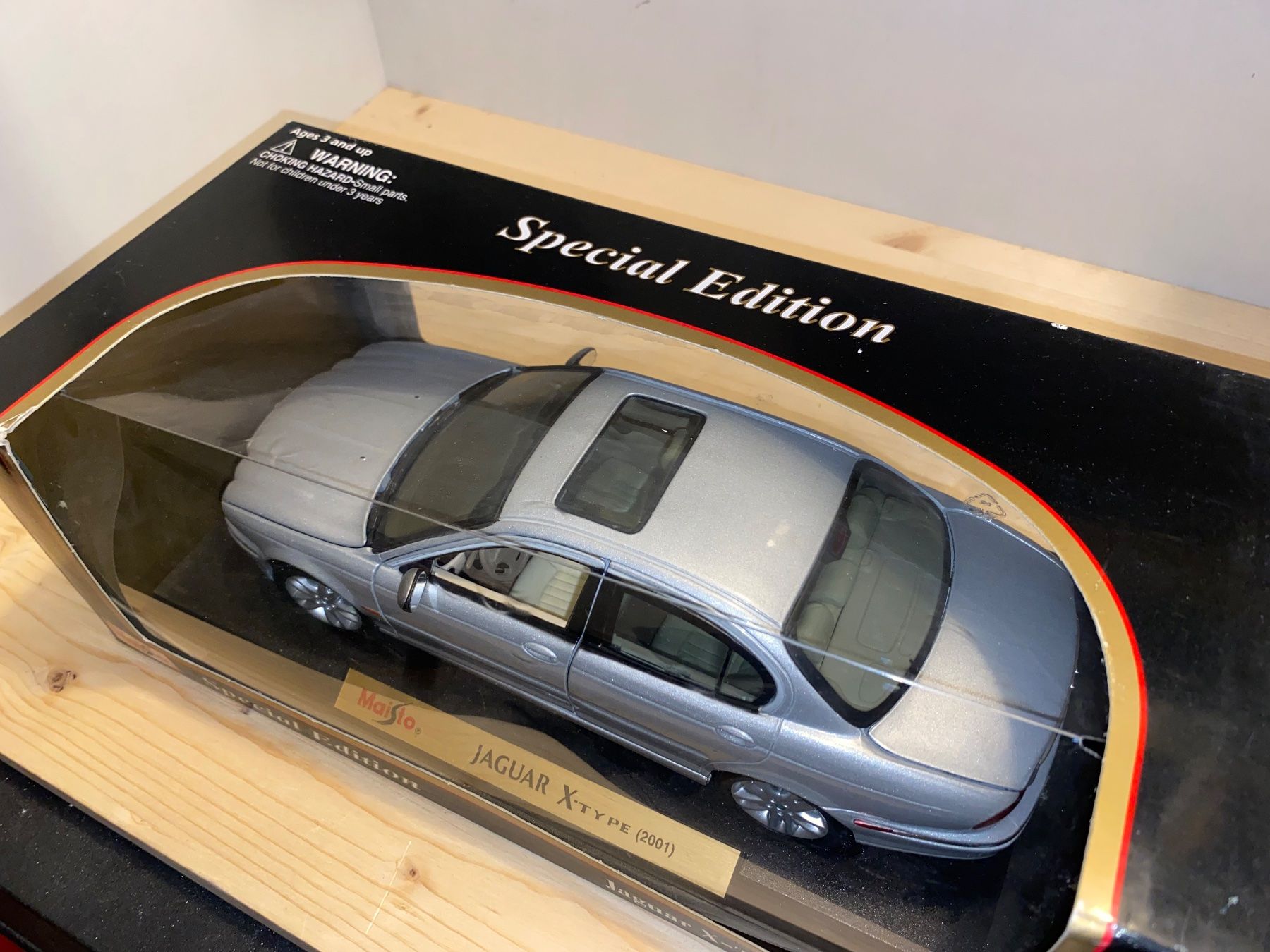 Jaguar Modellini d'auto: Jaguar X-Type 1/18 – Nuovo (secondo la descrizione) da Wohlen AG venduto da PrivatSammlung 2