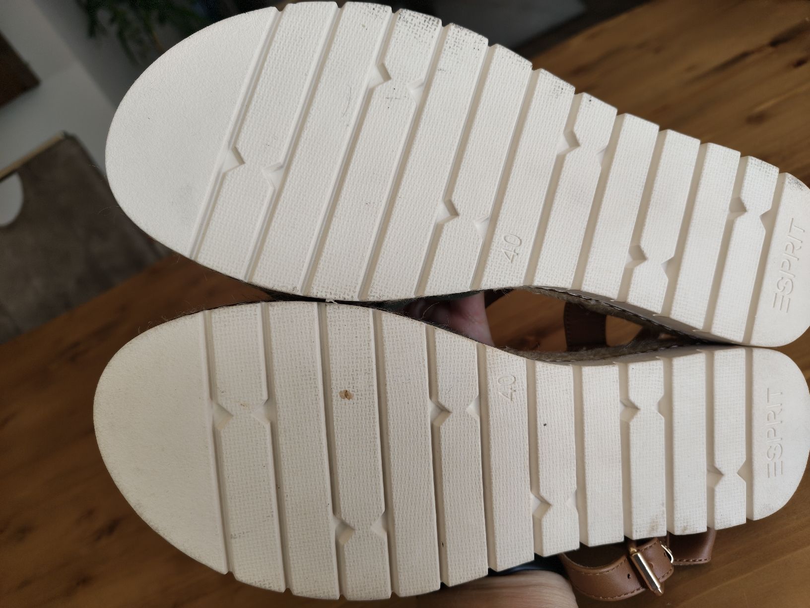 Scarpe da donna: Sommerschuh von Esprit NEU – Nuovo (secondo la descrizione) da Flawil venduto da minggeli83 2