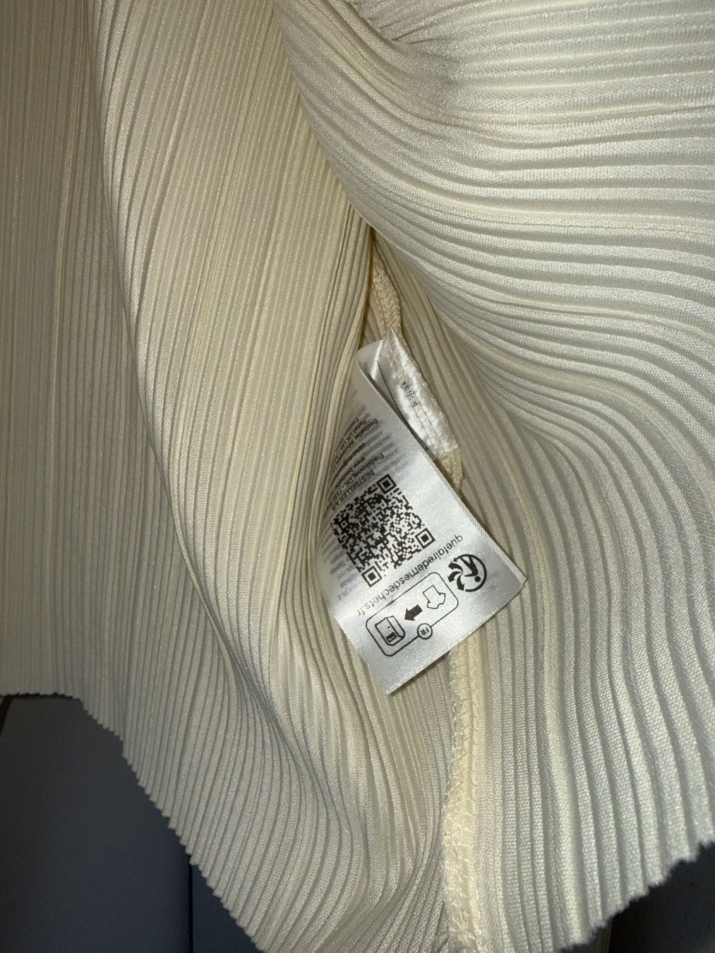Completi & Tailleur: plissierter Hosenanzug ONLY Gr.L – Usato da Buchrain venduto da nat_pl5p 3