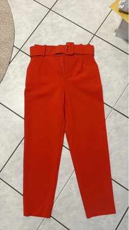 Stylish Red Trousers - Perfect for Autumn Outings!