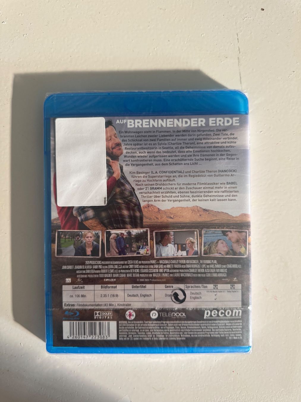 Tutti i DVDs: AUF BRENNENDER ERDE. (BLU-RAY/OVP) – Nuovo e nell'imballaggio originale da Basel venduto da san_2qlq 1