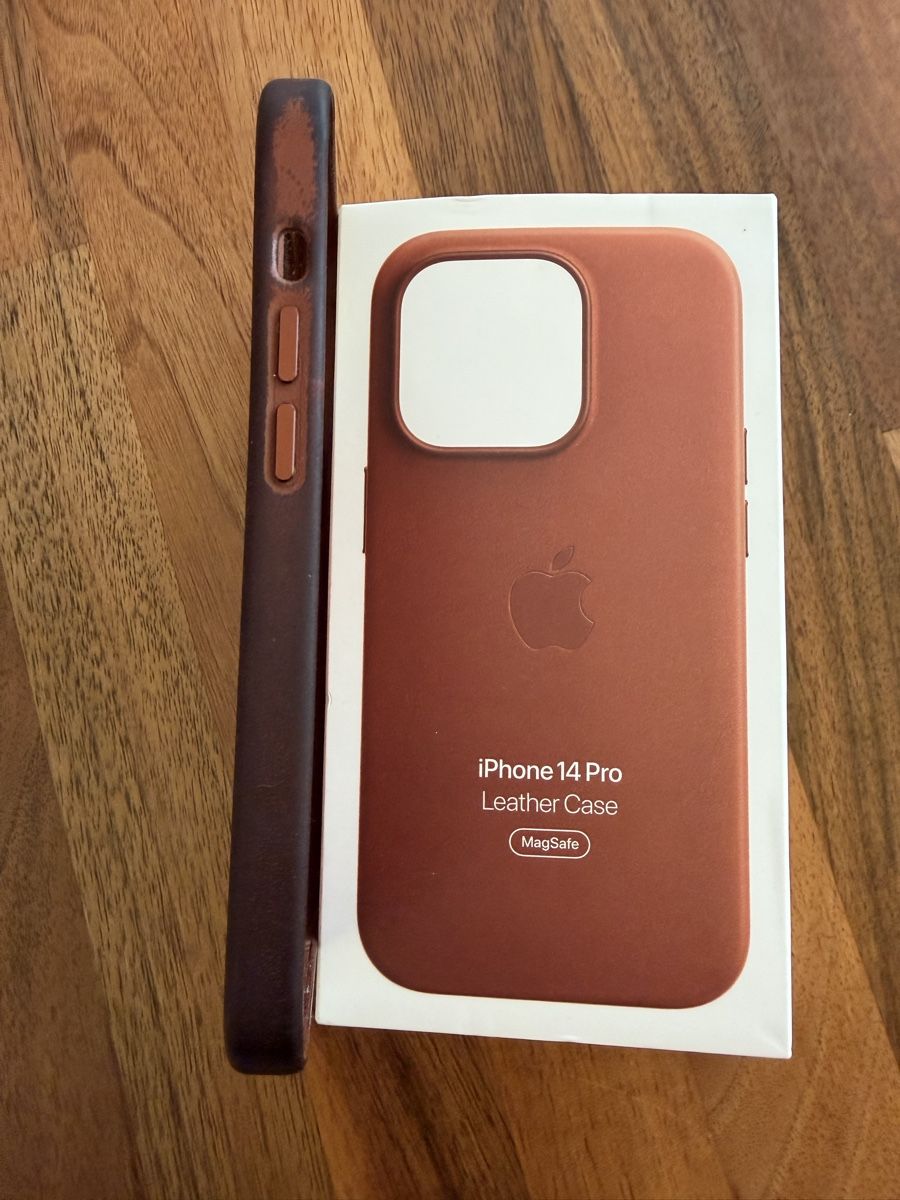 Apple Cover & Protezioni schermo: Coque Apple MagSafe pour iPhone 14 Pro – Usato da kriens venduto da mAgmAx. 3