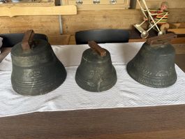 3 antike Kuhglocken ab 1.- Fr.