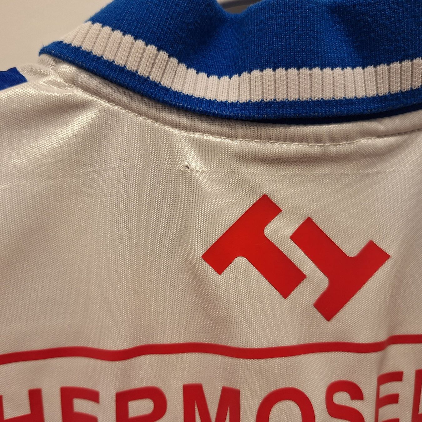 Leibchen & Hosen: Errea Locarno Calcio Matchworn XXL – Gebraucht aus Bellinzona von LA-ropa-de-Juan 4