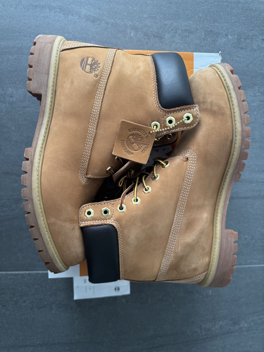 Timberland Scarpe da uomo: TIMBERLAND PREMIUM 6 INCH BOOT – Usato da Jona venduto da jon_m9hx 1