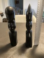 Paire de statuettes en bois noir état correct 24 cm