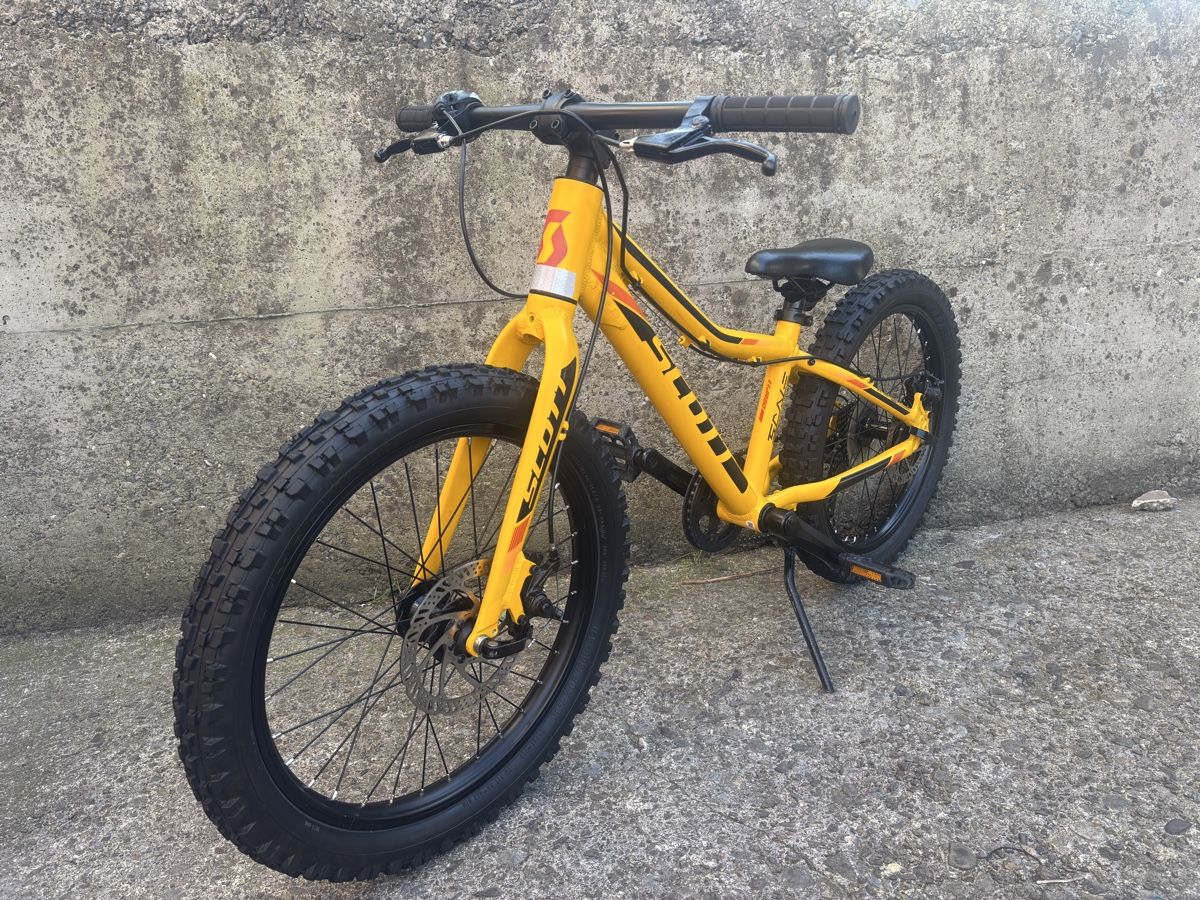 Scott Biciclette: SCOTT Scale JR 20 Plus Neuwertig ab Service – Nuovo (secondo la descrizione) da Küssnacht am Rigi venduto da sie_5yqs 6