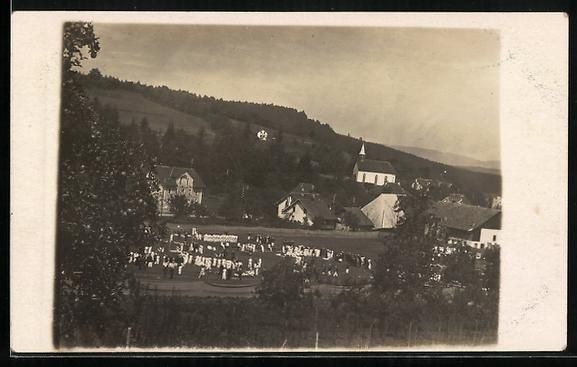 Cartoline postali: AK Uerkheim, Ortspartie mit Kirche, 1921 – Usato da Berlin venduto da bartko-reher