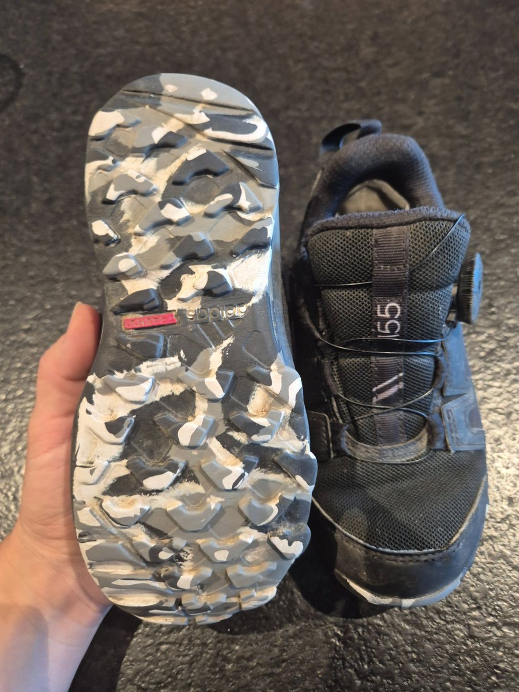 Adidas Chaussures garçon: Adidas Terrex Wanderschuh Gr. 29 – D'occasion à Zäziwil par Fluh8 2