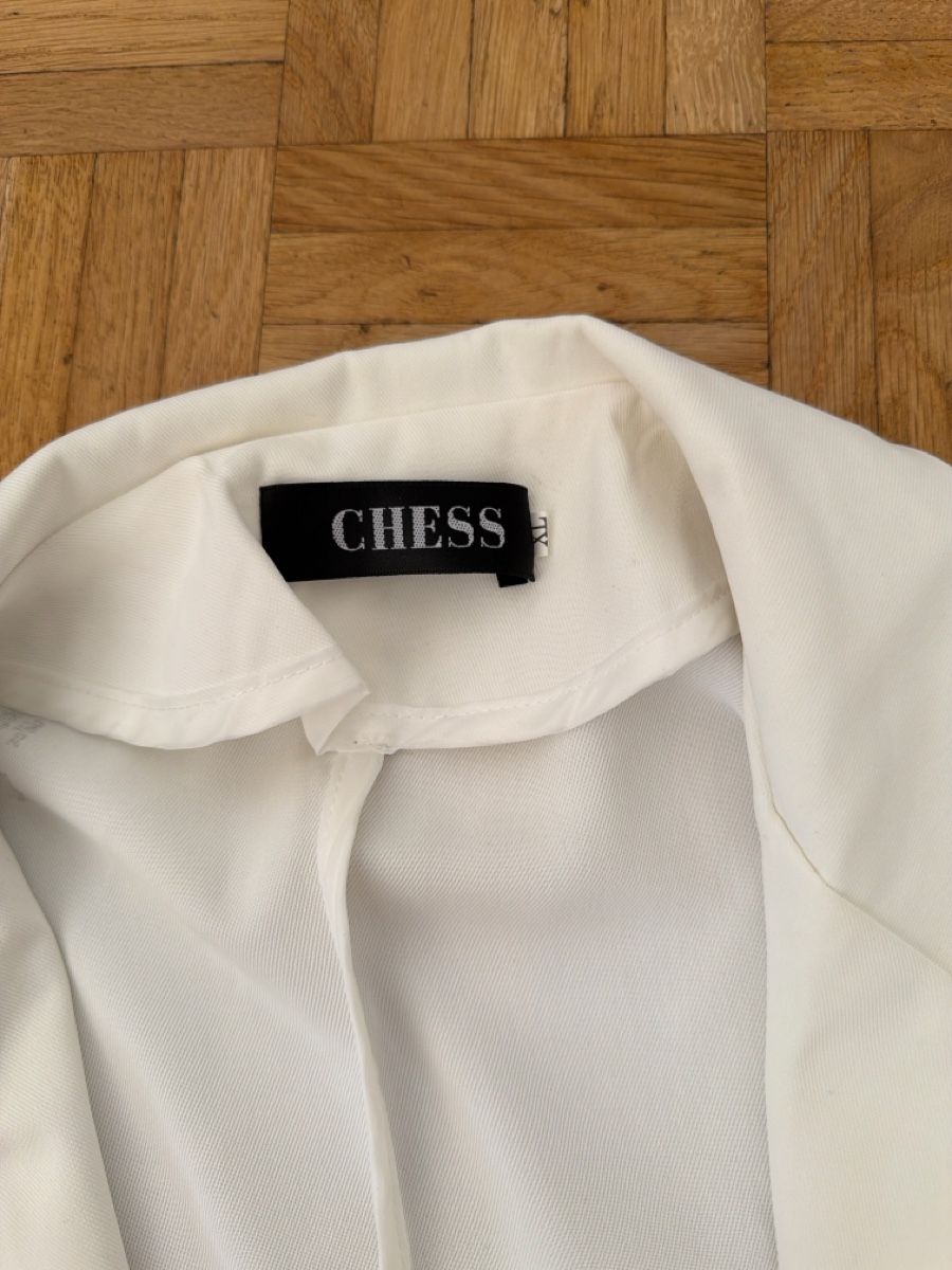 Giacche: Veste blanche CHESS  – Usato da Le Locle venduto da Mayd_h 1