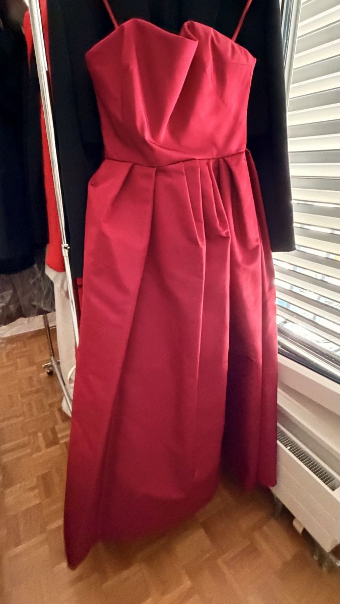 Carolina Herrera Vestiti: Carolina Herrera red silk tafta dress – Nuovo (secondo la descrizione) da Genève venduto da val_rp9x 1