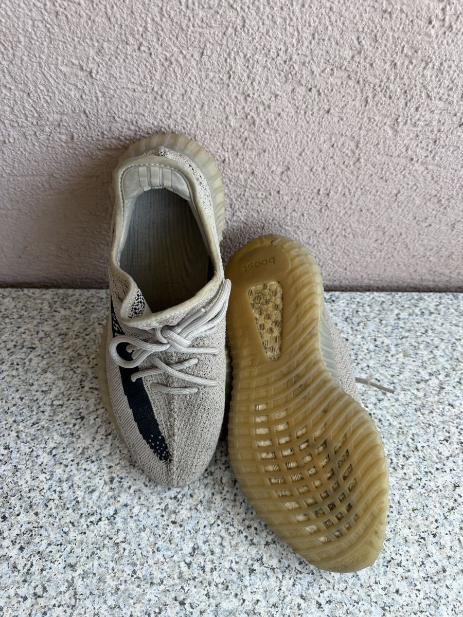 Adidas Scarpe da uomo: adidas Yeezy Boost 350 V2 Granite – Usato da Schlieren venduto da gte_zmx9 1