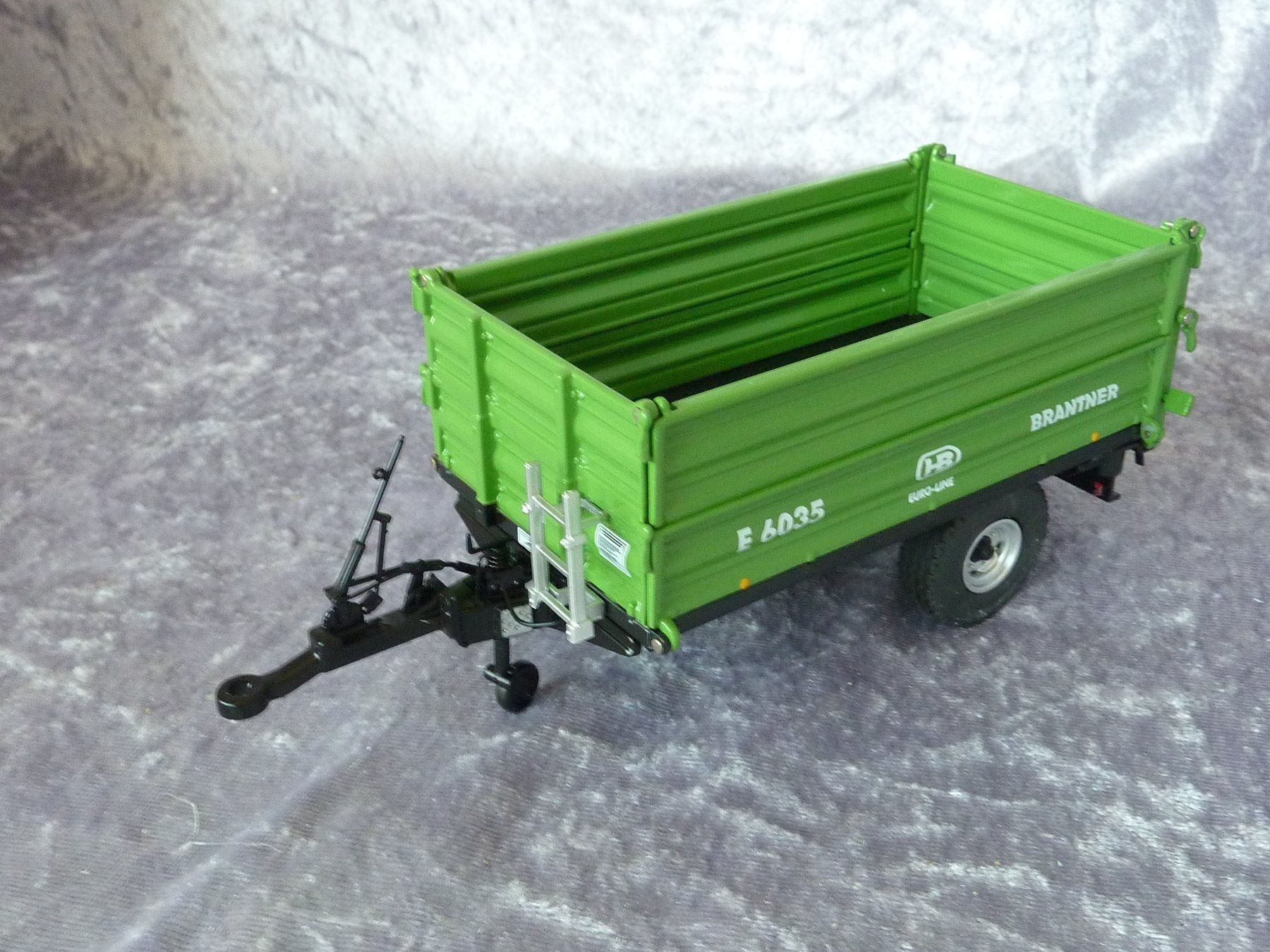 Wiking Modellautos: HB Brantner Einachs-Dreiseitenkipper E6035  1:32 – Neu (gemäss Beschreibung) aus Dürrenäsch von modellautos4you 3